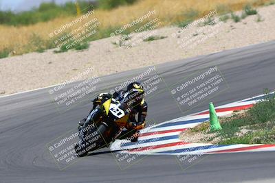 media/Apr-30-2023-CRA (Sun) [[020fcf5d43]]/Race 2-600 Expert Supersport/